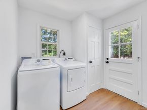 8 Cynthia Lane, Northport NY 11768