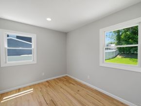 14 Reizen Avenue, Centereach NY 11720