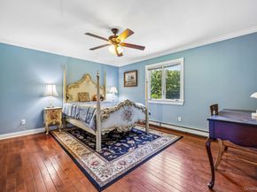 4 Penn Court, East Setauket NY 11733