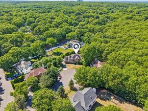 4 Penn Court, East Setauket NY 11733