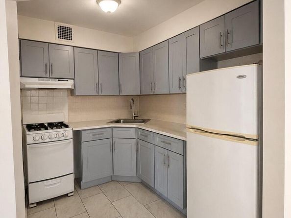 5831 136th Street, Flushing NY 11355