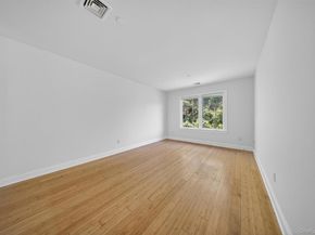 343 Soundview Lane, College Point NY 11356