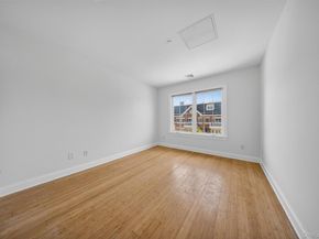 343 Soundview Lane, College Point NY 11356