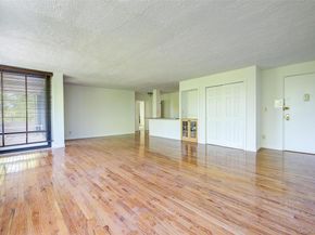 10-10 166th Street 5D, Whitestone NY 11357