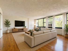 10-10 166th Street 5D, Whitestone NY 11357