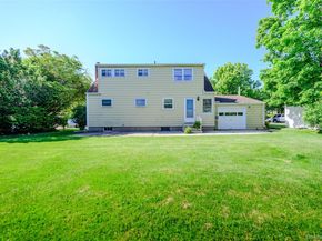 105 N Queens Avenue, Massapequa NY 11758