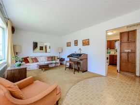 105 N Queens Avenue, Massapequa NY 11758