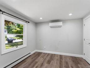 26 Halfcircle Drive, Holbrook NY 11741