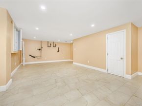 10535 135th Street, Richmond Hill S. NY 11419