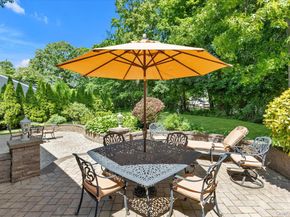 19 Cottage Court, Huntington Station NY 11746