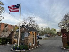 2 Consulate Drive, Tuckahoe NY 10707
