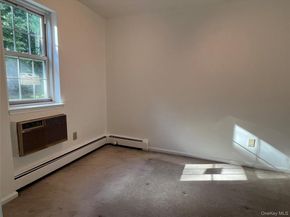 2 Consulate Drive, Tuckahoe NY 10707