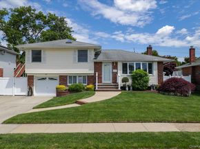 11 Damin Drive, Farmingdale NY 11735