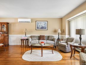 11 Damin Drive, Farmingdale NY 11735
