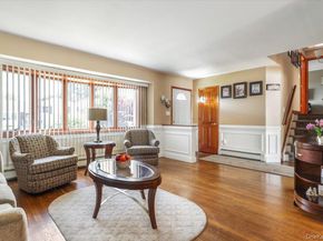 11 Damin Drive, Farmingdale NY 11735
