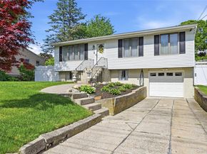 35 Randall Road, Shoreham NY 11786