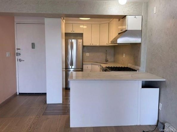 135-08 82nd Avenue 304, Briarwood NY 11435