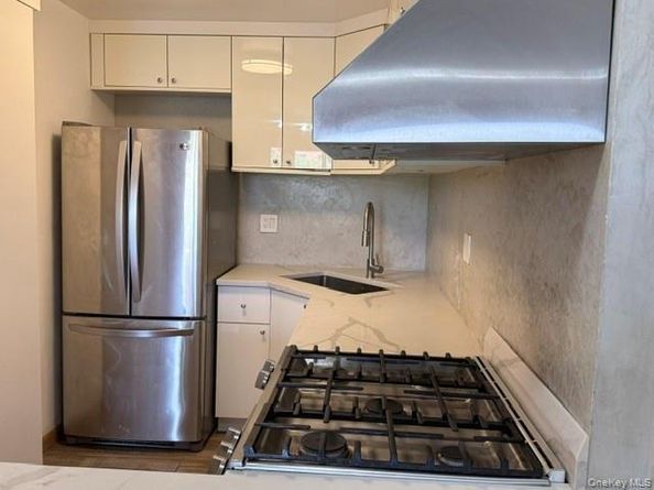 135-08 82nd Avenue 304, Briarwood NY 11435