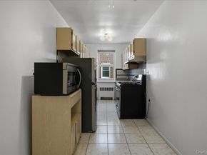 279 N Broadway 8R, Yonkers NY 10701