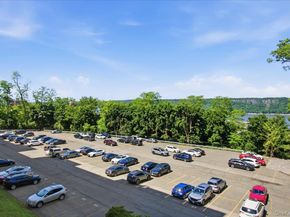 279 N Broadway 8R, Yonkers NY 10701