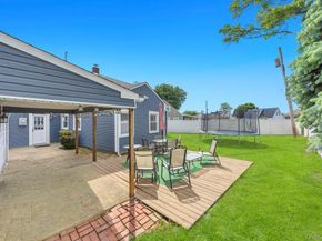 8 Lilac Lane, Levittown NY 11756