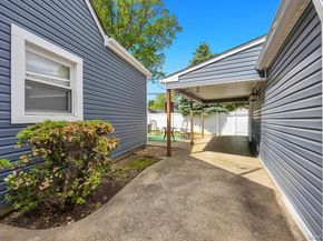 8 Lilac Lane, Levittown NY 11756