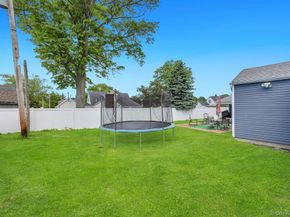 8 Lilac Lane, Levittown NY 11756