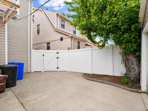 18853 120th Road, Saint Albans NY 11412
