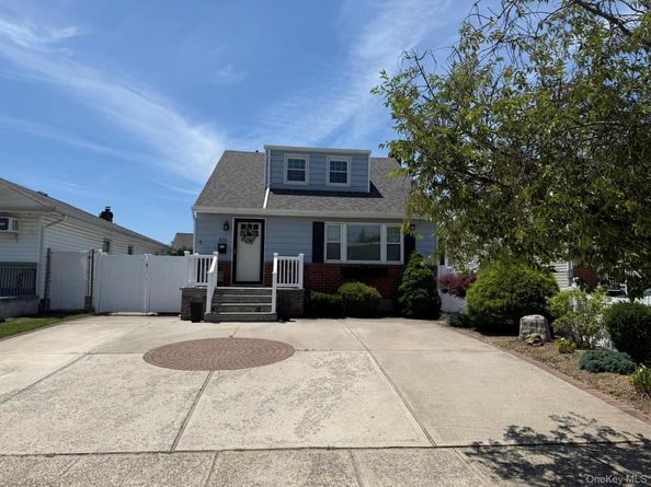 476 Bernard Street, East Meadow NY 11554