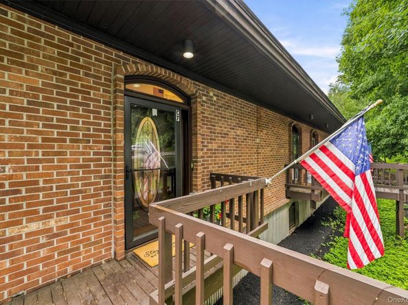 1 Beecher Lane C7, Peekskill NY 10566