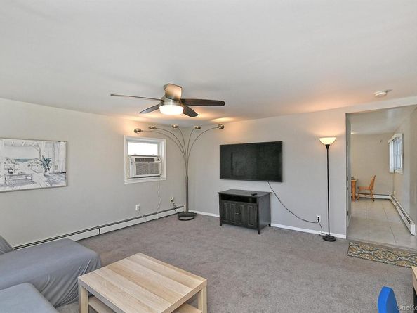 2086 Washington Avenue, Seaford NY 11783