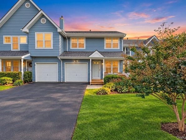 41 Maple Wing Drive, Central Islip NY 11722