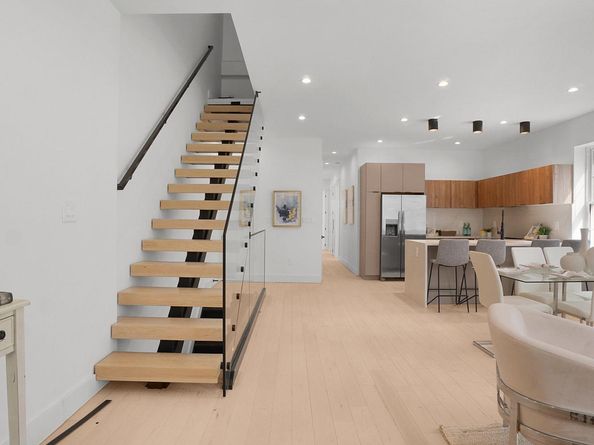 2424 Esplanade Avenue, Bronx NY 10469
