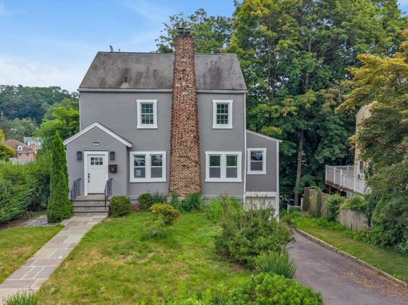 42 Stratford Road, Scarsdale NY 10583