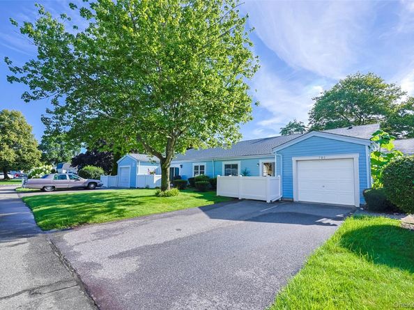 708 W Cabot Court 708, Saint James NY 11780