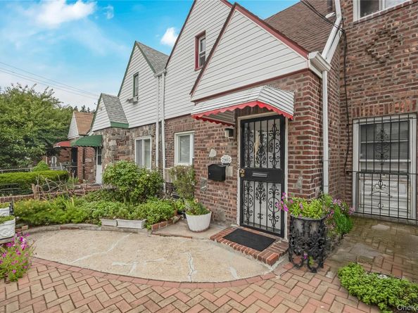 7905 Pitkin Avenue, Ozone Park NY 11417