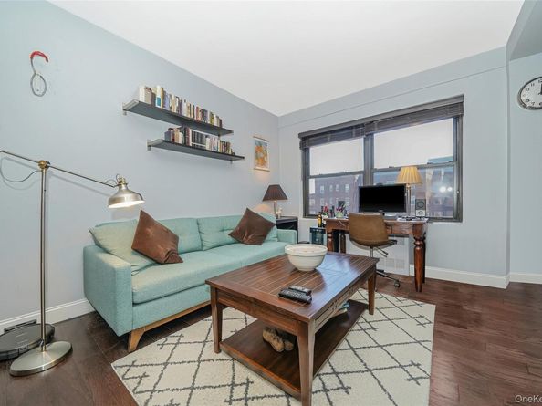 99-60 63rd Road 7H, Rego Park NY 11374