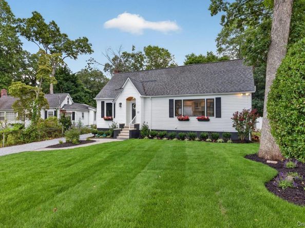 32 Horton Drive, Huntington NY 11746