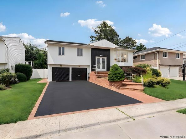 2812 Covered Bridge Road, Merrick NY 11566