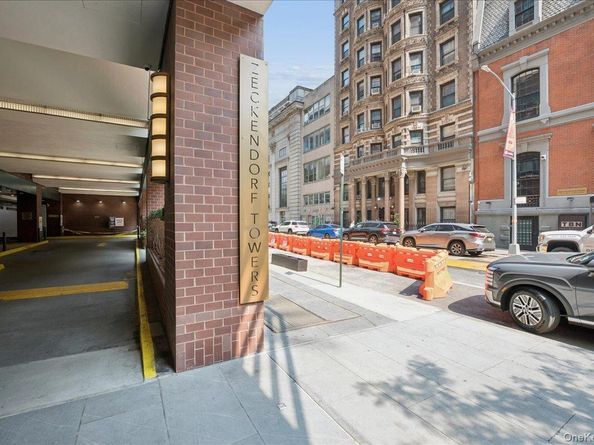 1 Irving Place U16E, New York (Manhattan) NY 10003