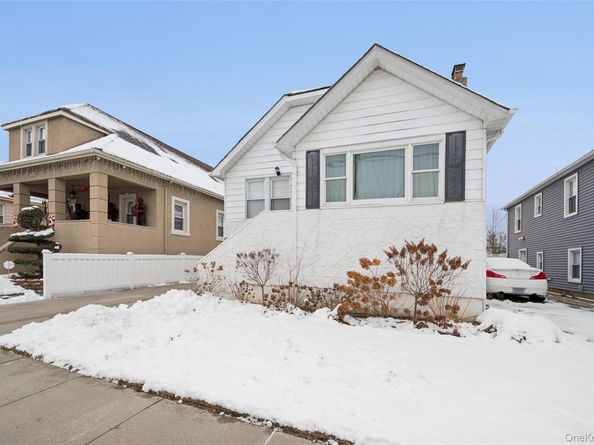 1038 Traymore Boulevard, Island Park NY 11558