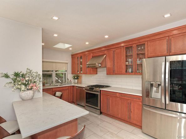 3250 32nd Street, Astoria NY 11106