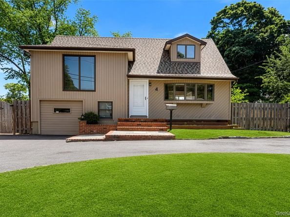 4 Sibley Place, Huntington Station NY 11746
