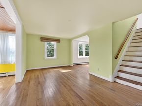 87 8th Avenue, Huntington Station NY 11746