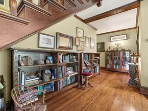8 Elmer Galloway Road, Katonah NY 10536