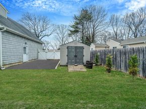 23 Wylde Road, Mount Sinai NY 11766