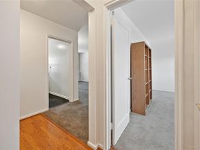 8 Lawrence Drive C, White Plains NY 10603