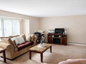 10 Wisteria Way, Commack NY 11725