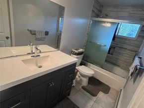10 Wisteria Way, Commack NY 11725