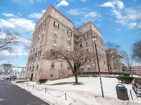 56-07 31st 6A, Woodside NY 11377